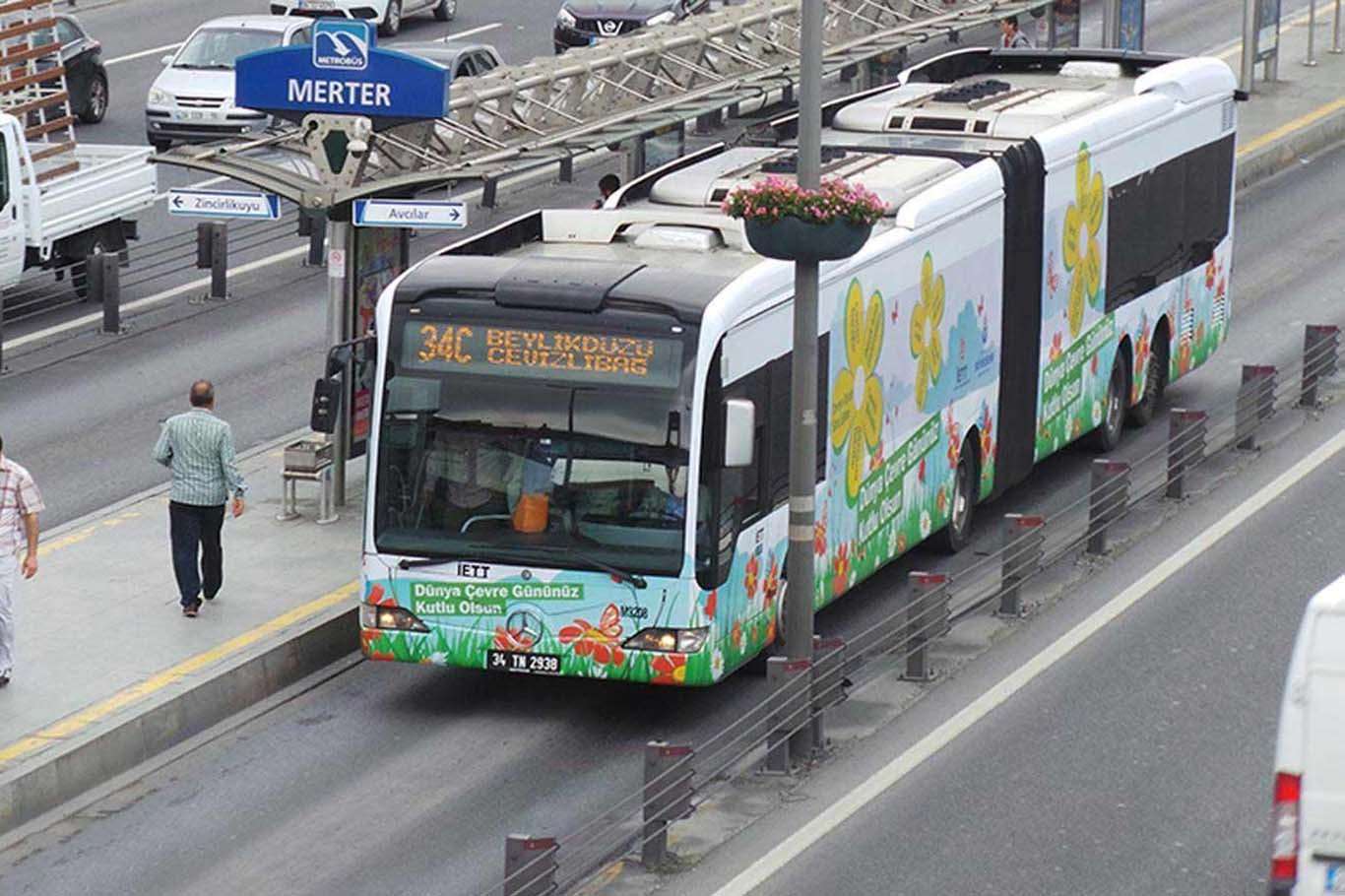 İstanbul'da metro ve tramvaylara kısıtlama düzenlemesi